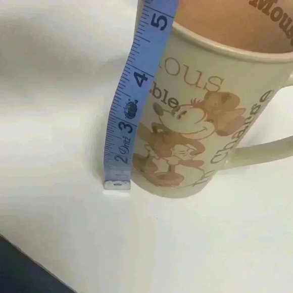 Minnie Mouse coffee cup - Picture 8 of 9